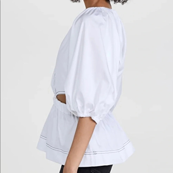 NWT Something Navy Wrap Top with Cut Outs in White Size Small Arielle Charnas - Picture 4 of 10
